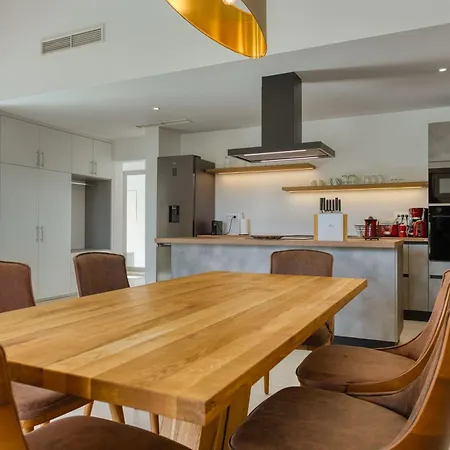 Motovun Villas *