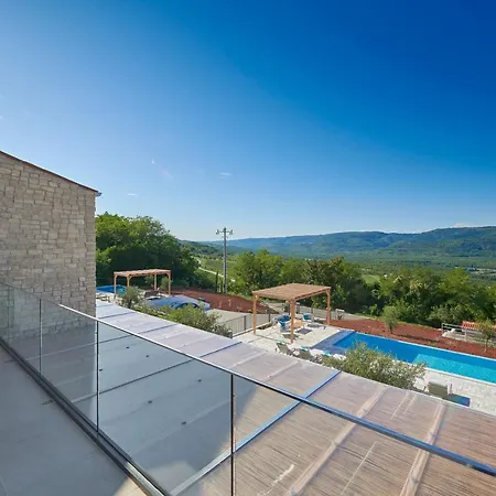 فيلة Motovun Villas *