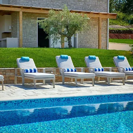 Villa Motovun Villas *