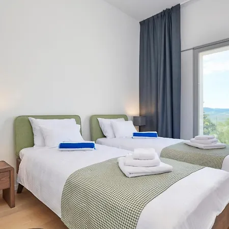 Motovun Villas فيلة