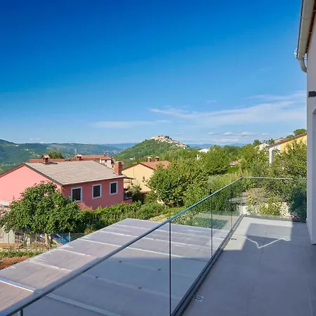 Motovun Villas ヴィラ *