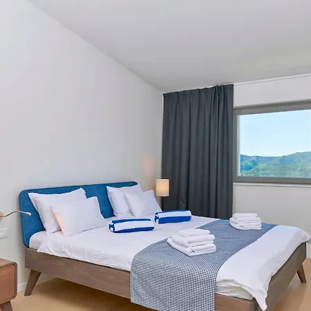 Motovun Villas Vila *