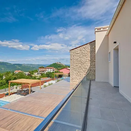 فيلة Motovun Villas موتوفون