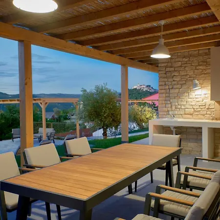 فيلة Motovun Villas *