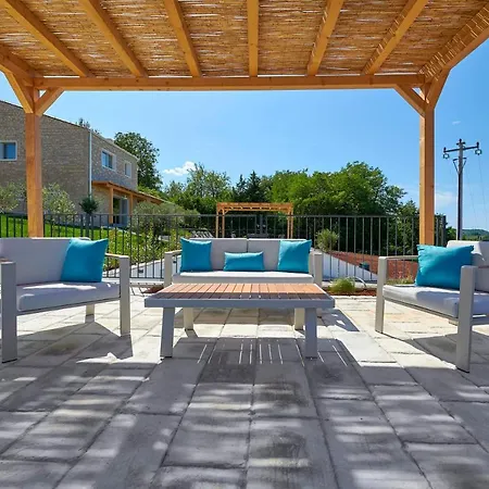 Motovun Villas موتوفون