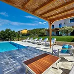 别墅 Motovun Villas