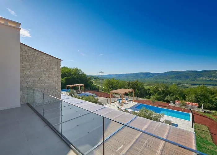 빌라 Motovun Villas *