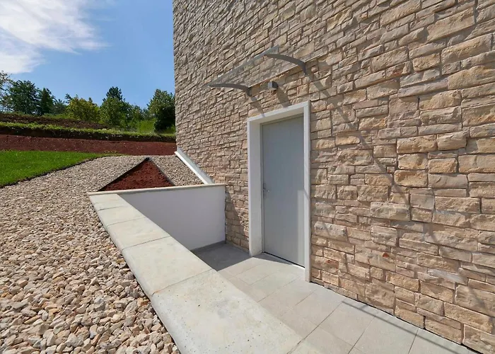 Motovun Villas * 모토분