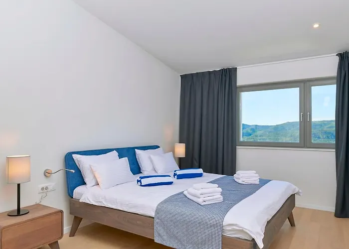 Motovun Villas Вилла *