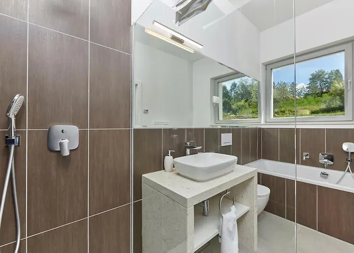 Motovun Villas Вилла *